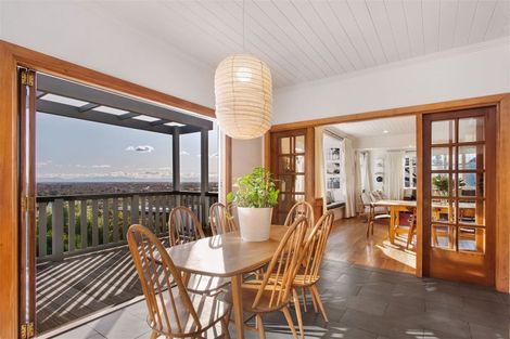 Photo of property in 16 Huntsbury Avenue, Huntsbury, Christchurch, 8022