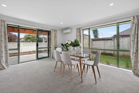 Photo of property in 42 Brooklyn Heights Drive, Kelvin Grove, Palmerston North, 4414