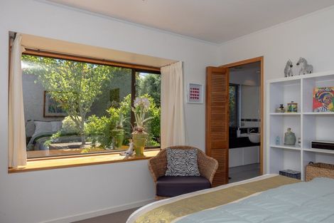 Photo of property in 42 Manuka Crescent, Wanaka, 9305