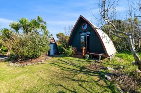 Photo of property in 7091 South Road, Warea, New Plymouth, 4381