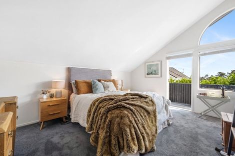 Photo of property in 2/59 Dalwhinnie Parade, Highland Park, Auckland, 2010