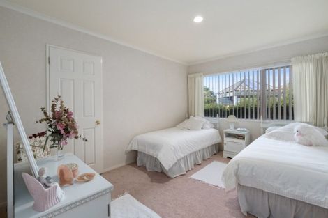 Photo of property in 145 Summerhill Drive, Fitzherbert, Palmerston North, 4410