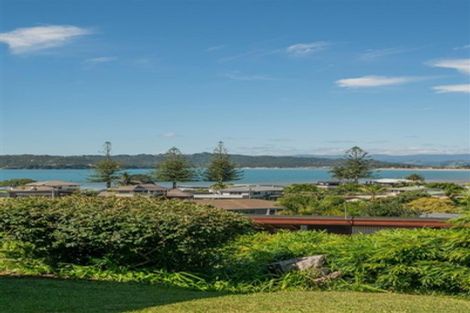 Photo of property in 30 Centennial Drive, Whitianga, 3510