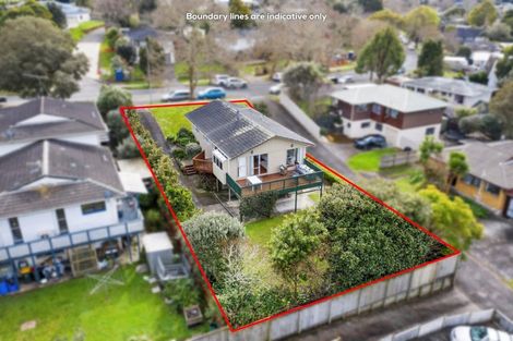 Photo of property in 56 Mirrabooka Avenue, Botany Downs, Auckland, 2010