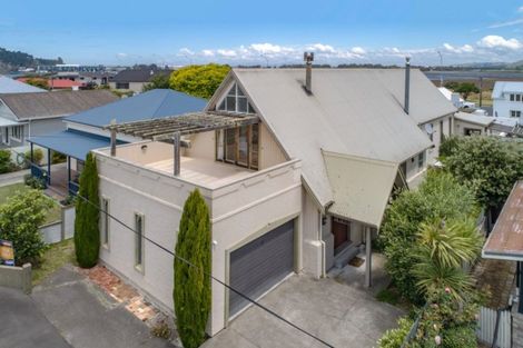Photo of property in 68 Charles Street, Westshore, Napier, 4110