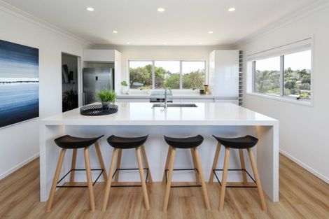 Photo of property in 47 Pah Road, Cockle Bay, Auckland, 2014