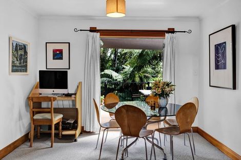 Photo of property in 32 Wynyard Street, Normanby, Hawera, 4614