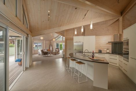 Photo of property in 102 Bond Road, Whangamata, 3620