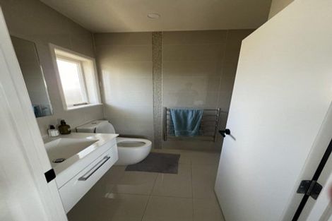 Photo of property in 3a Paton Avenue, Te Atatu South, Auckland, 0610