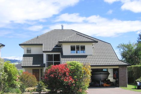 Photo of property in 4 Pipi Street, Two Mile Bay, Taupo, 3330