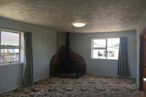 Photo of property in 11 Southsea Crescent, Silverdale, Hamilton, 3216