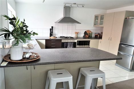 Photo of property in 44 Bell Road, Waiwhetu, Lower Hutt, 5010