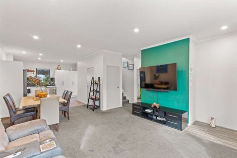Photo of property in 25 Hitori Street, Weymouth, Auckland, 2103