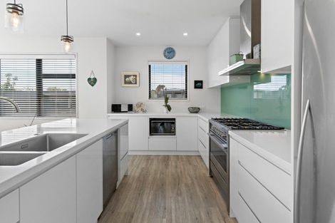 Photo of property in 19 Plains Avenue, Masterton, 5810