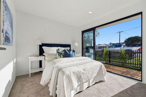 Photo of property in 8a Stanley Avenue, Milford, Auckland, 0620