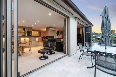 Photo of property in 16 Riddington Rise, Ohauiti, Tauranga, 3112