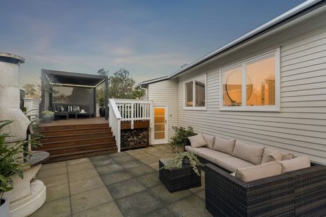 Photo of property in 13 Keldale Place, Forrest Hill, Auckland, 0620