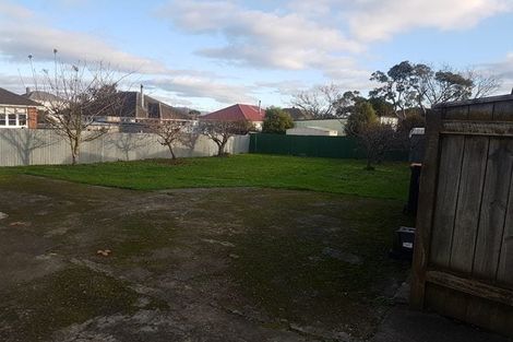 Photo of property in 646 Featherston Street, Roslyn, Palmerston North, 4414