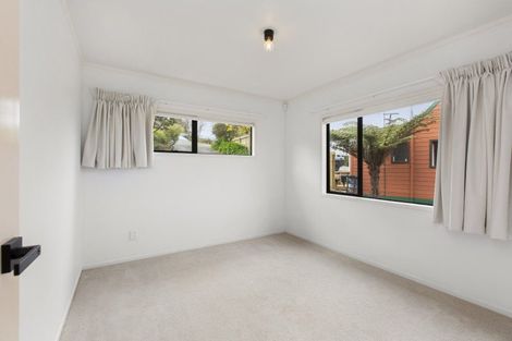 Photo of property in 11 East Street, Raglan, 3225