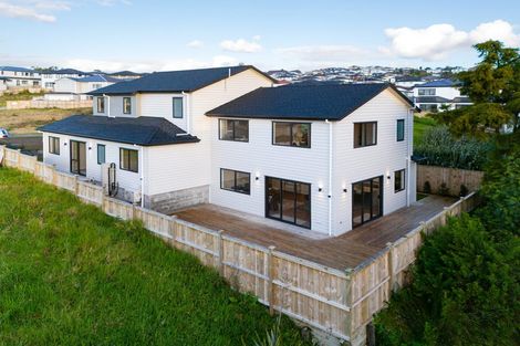 Photo of property in 18 Cirrus Way, Ranui, Auckland, 0612