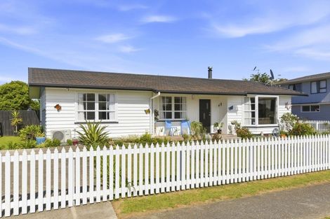 Photo of property in 54 Kennedy Drive, Levin, 5510