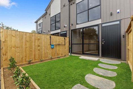 Photo of property in 3 Albert Road, Manukau, Auckland, 2025