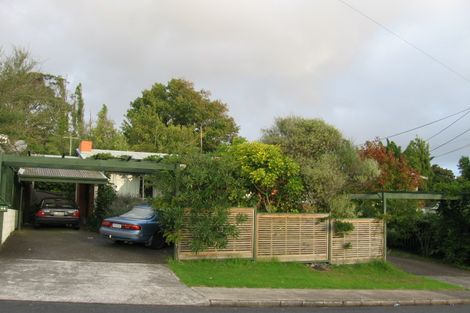 Photo of property in 68 Vodanovich Road, Te Atatu South, Auckland, 0610