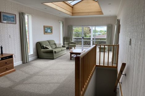 Photo of property in 120 Centaurus Road, Huntsbury, Christchurch, 8022