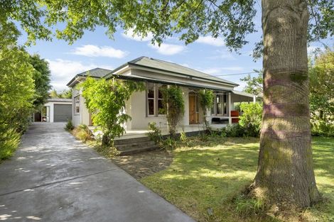 Photo of property in 32 Aylmer Street, Somerfield, Christchurch, 8024