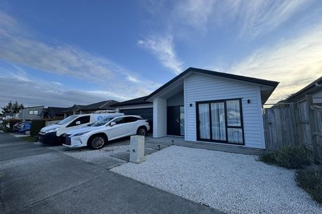 Photo of property in 8 Lusitano Drive, Karaka, Papakura, 2113