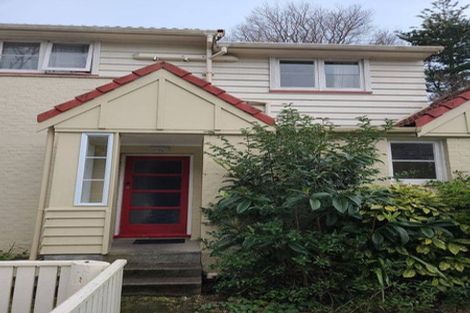 Photo of property in 47-47a Milton Road, Bluff Hill, Napier, 4110