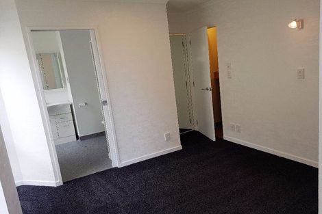 Photo of property in Terrace Heights Apartments, 10e/163 The Terrace, Wellington Central, Wellington, 6011