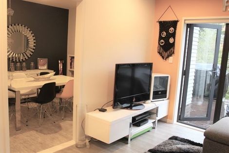 Photo of property in 60 Makamaka Lane, Albany Heights, Auckland, 0632