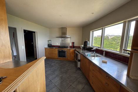 Photo of property in 14 Forbes Lane, Newlands, Wellington, 6037