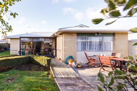 Photo of property in 10a Wild Street, Feilding, 4702