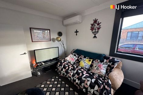 Photo of property in 76 Fingall Street, South Dunedin, Dunedin, 9012