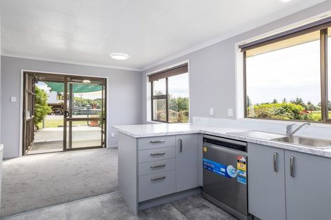 Photo of property in 2418 Waimate Highway, Makikihi, Waimate, 7980