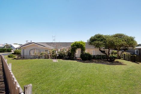 Photo of property in 35 Valley Road, Mount Maunganui, 3116