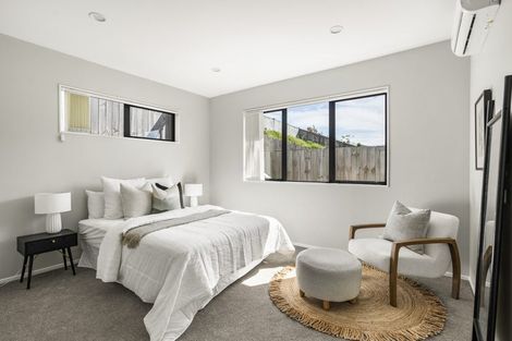 Photo of property in 27 Surf View Crescent, Red Beach, 0932