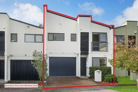 Photo of property in 14 Puma Drive, Golflands, Auckland, 2013