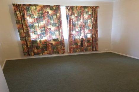 Photo of property in 13 Barclay Street, Newlands, Wellington, 6037