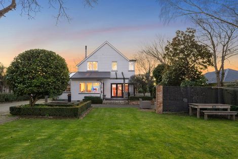 Photo of property in 48 Withells Road, Avonhead, Christchurch, 8042