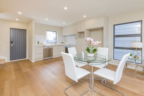 Photo of property in 6/43 Clevedon Road, Papakura, 2110