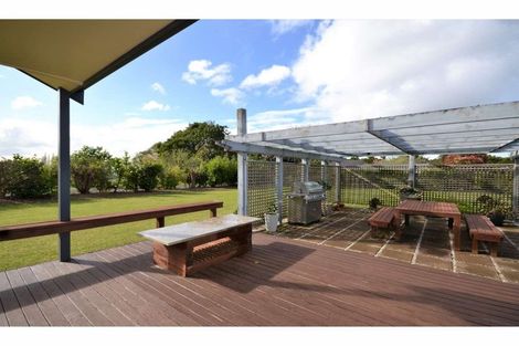 Photo of property in 12 Pa Road, Kerikeri, 0230