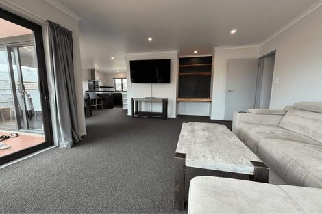 Photo of property in 21 Story Street, Foxton Beach, Foxton, 4815