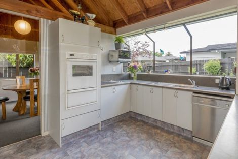 Photo of property in 15b Stuart Street, Levin, 5510