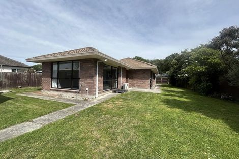 Photo of property in 2/5 Gates Lane, Woolston, Christchurch, 8023