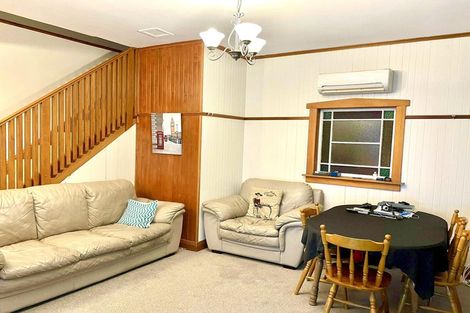 Photo of property in 112 Grafton Road, Roseneath, Wellington, 6011