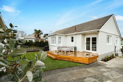 Photo of property in 2 Plunket Terrace, Hamilton East, Hamilton, 3216