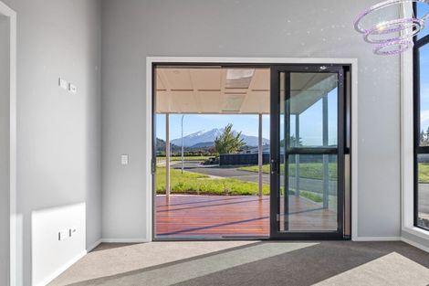 Photo of property in 8 Raupo Lane, Ohakune, 4625